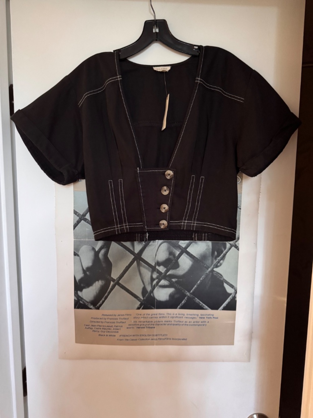 Anthropologie Pilcro Black Contrast Stitch Button Crop Top Size 8 NWT